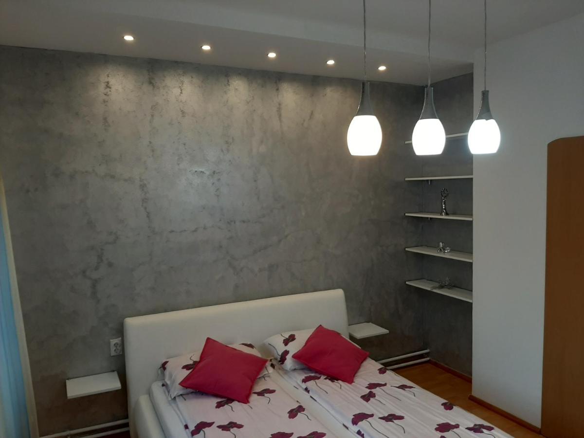 Appartamento Ars Duo Novi Sad Esterno foto