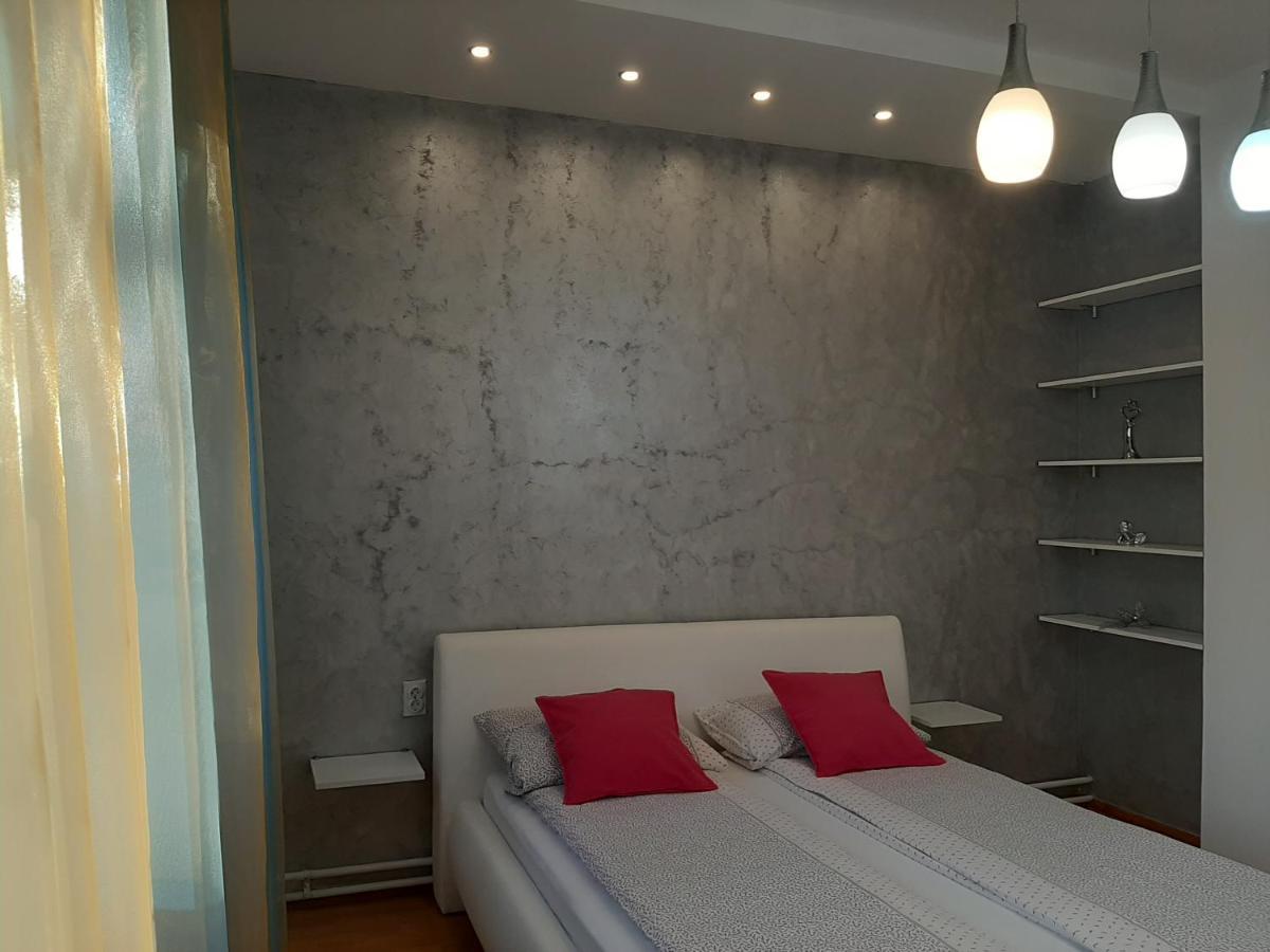 Appartamento Ars Duo Novi Sad Esterno foto